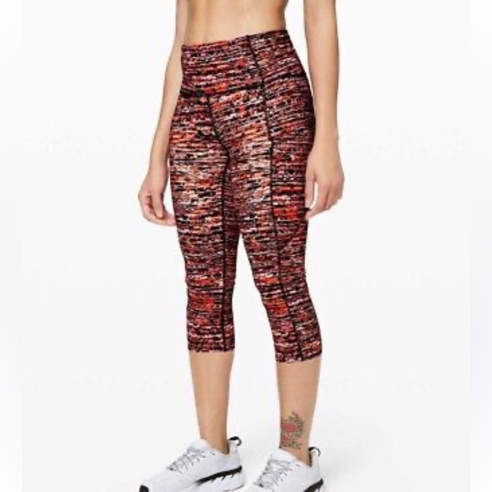 Lululemon Fast and Free Cropped II Nulux Flash Pleat Orange Leggings Size 12